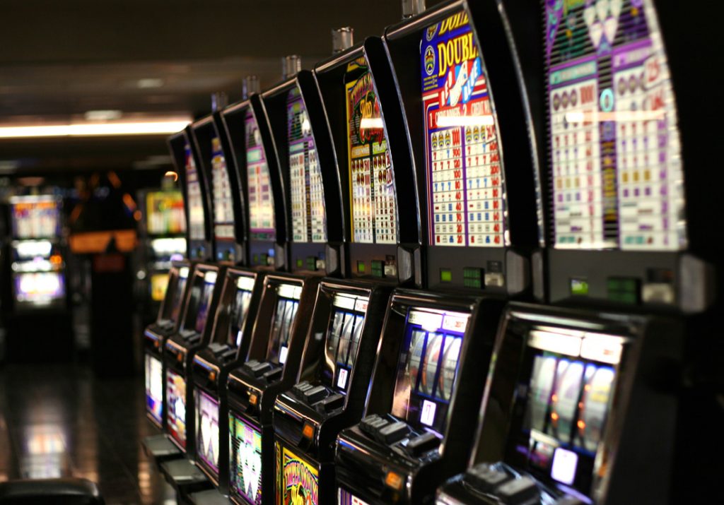 Slot Gacor Arsip - Daftar Agen Judi Bola Online Terbaik SBOBET Casino  Dealer Live
